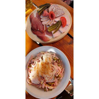 Gasthaus Bär – Biergarten mit Aussicht in Lockenricht